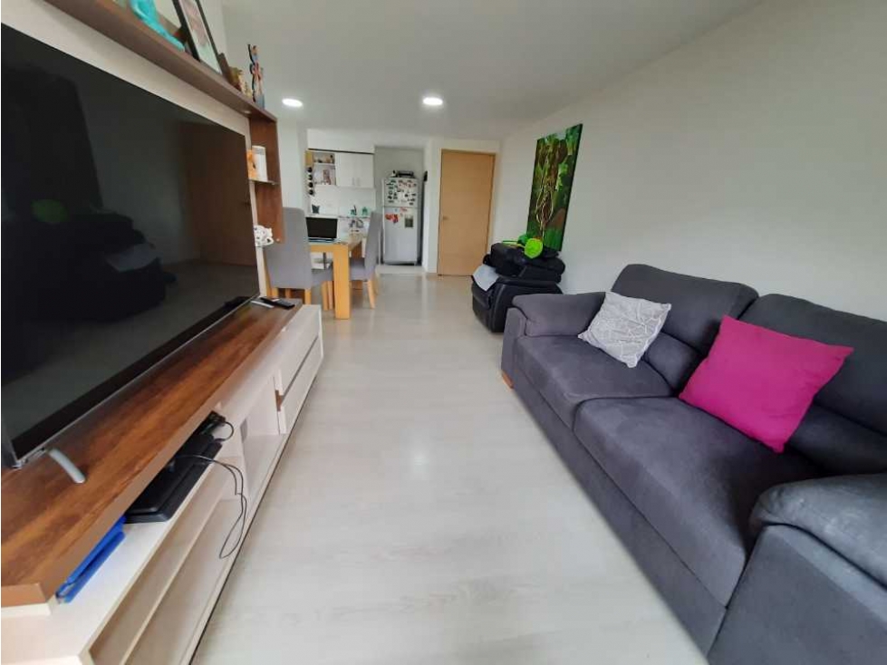 COMPRA ESTE APARTAMENTO EN LA ALDEA EN UNIDAD RESIDENCIAL COMPLETA