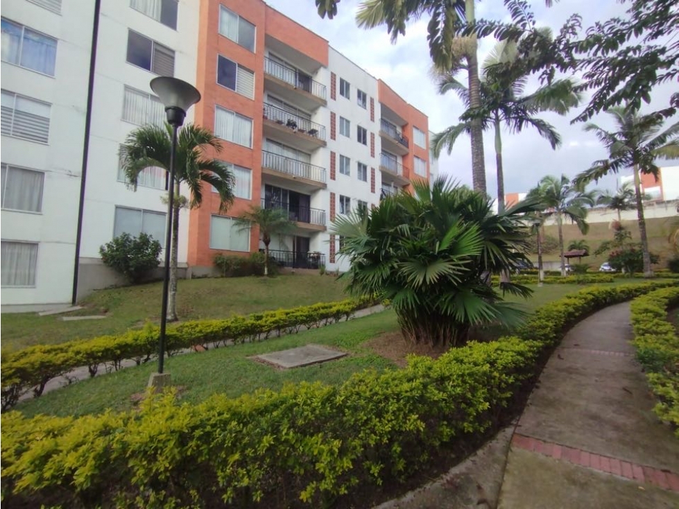 EN VENTA APARTAMENTO UNICENTRO - PEREIRA