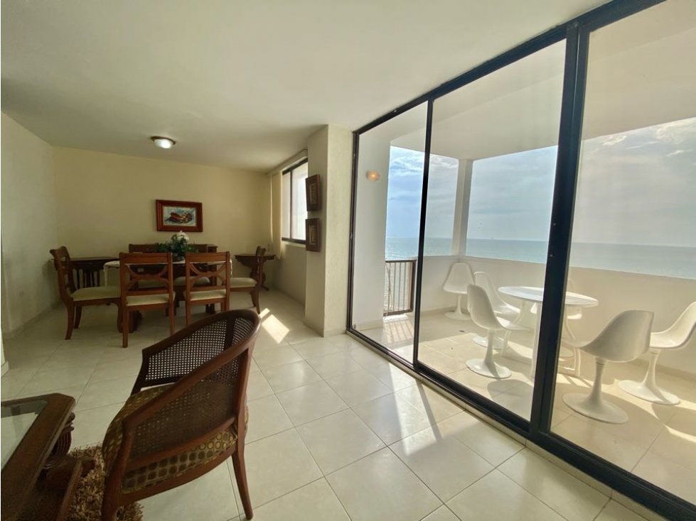 En Venta! Apartamento en Laguito! Exclente vista!