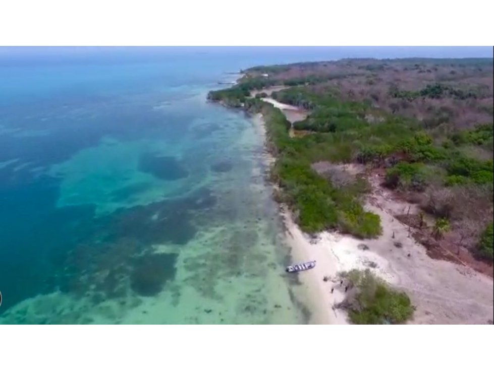 ENCANTADOR LOTE DE PLAYA EN VENTA ISLA DE BARU / CARTAGENA