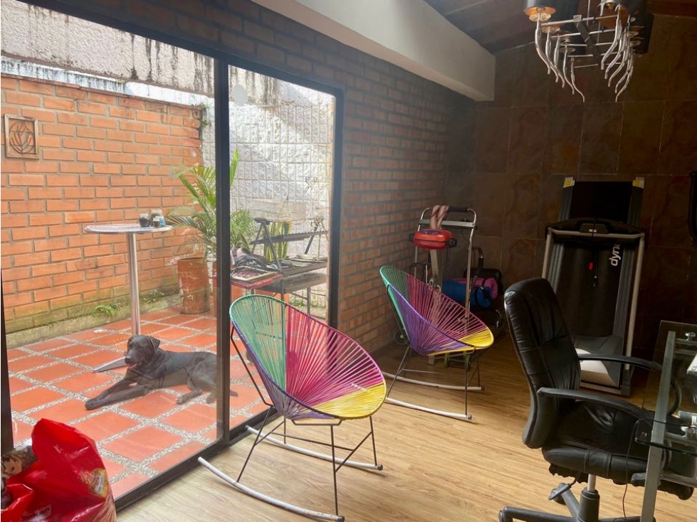 CASA EN VENTA ENVIGADO LOMA DEL CHOCHO CON LA INTERMEDIA