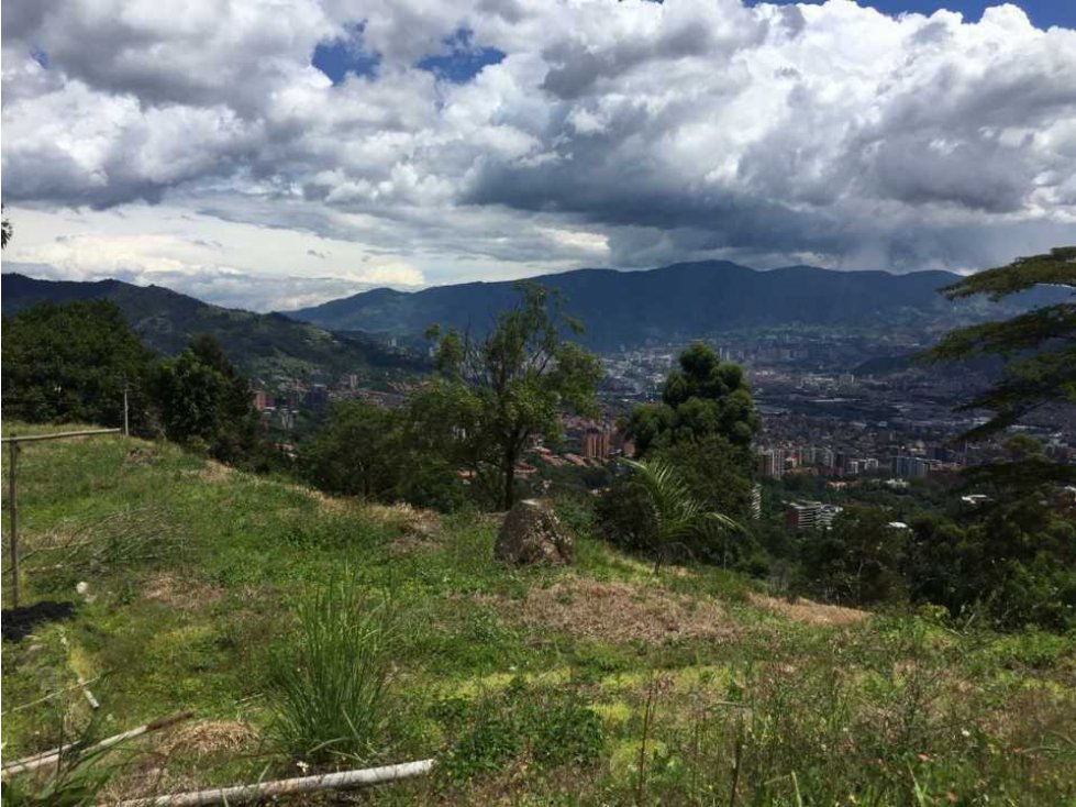 Excelente lote en el poblado  con licencia de construcción lista