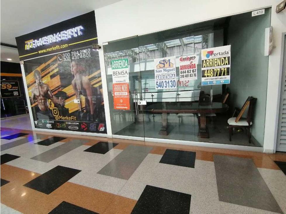 Local comercial centro comercial Arrayanes itagui