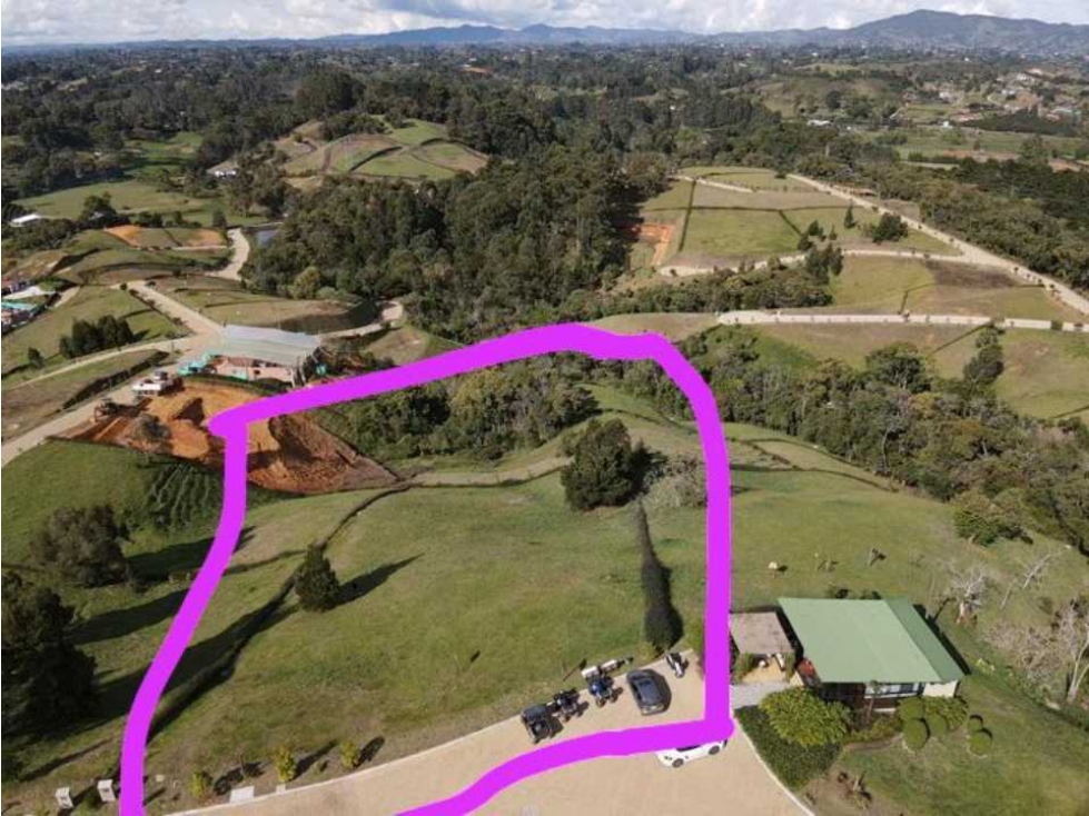 LOTE EN RIONEGRO LLANOGRANDE EN PARCELACION SE VENDE.