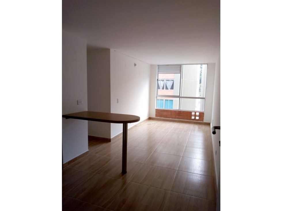 Para inversión. Se vende apartamento Conjunto Residencial Trigales