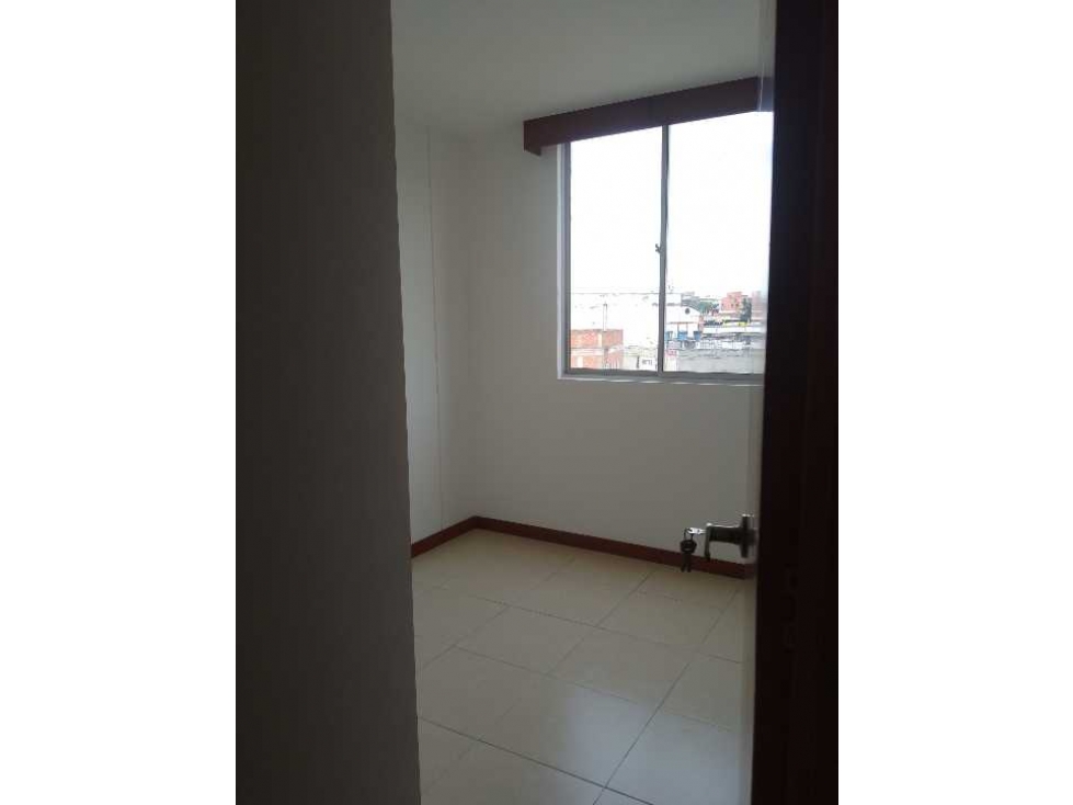 Se arrienda apartamento norte de Cali