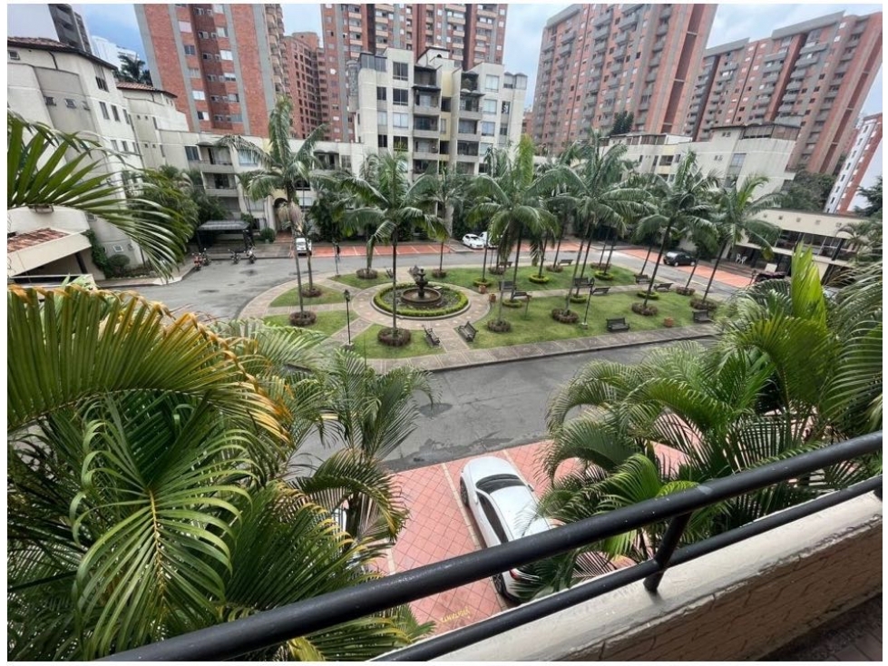 SE VENDE APARTAMENTO EN EL POBLADO PATIO BONITO