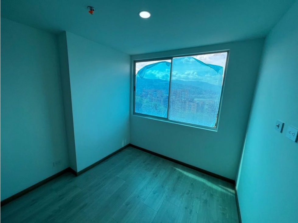 Se vende apartamento en Envigado - la cuenca de 75m2