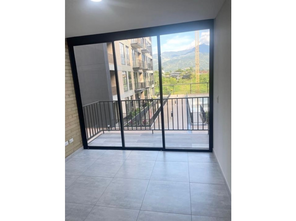 Se Vende Apartamento en la Av. centenario Armenia