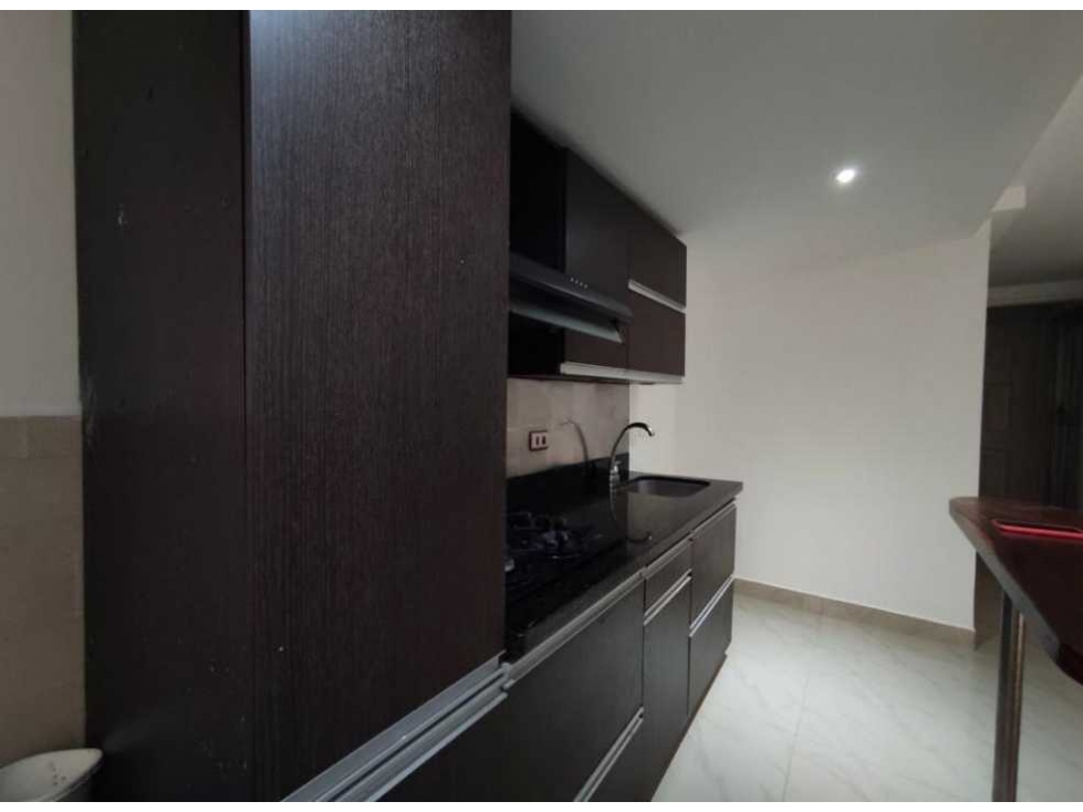 Se vende apartamento, Villa Hermosa, San Martín, Medellín.