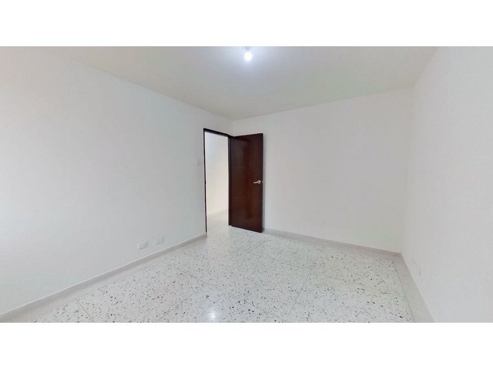 Se vende apto en el barrio altos del limón barranquilla