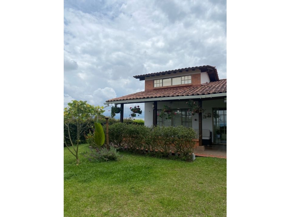 (D007) Se vende casa campestre en Condina !!!