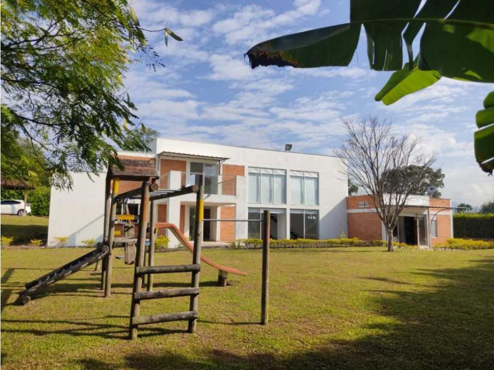 Se vende casa campestre en Pueblito Cafetero