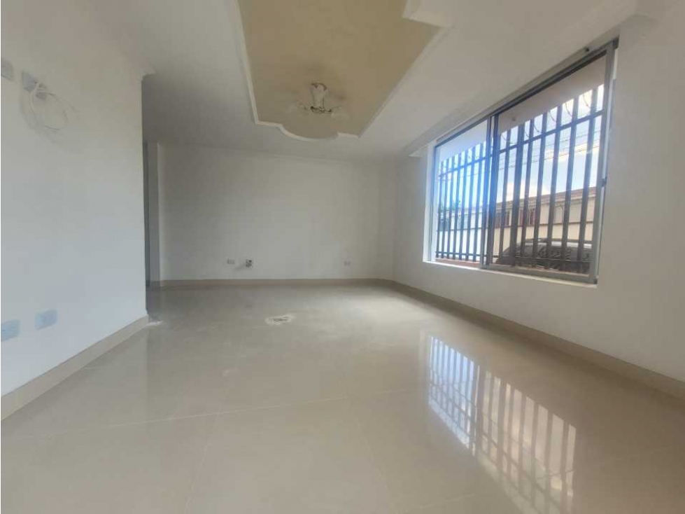 Se Vende casa en el mirador de la pradera, el precio es negociable