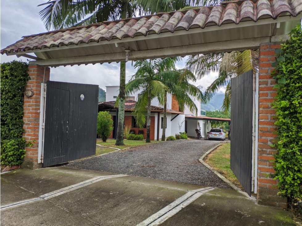 Se vende casa finca, Pereira, Combia