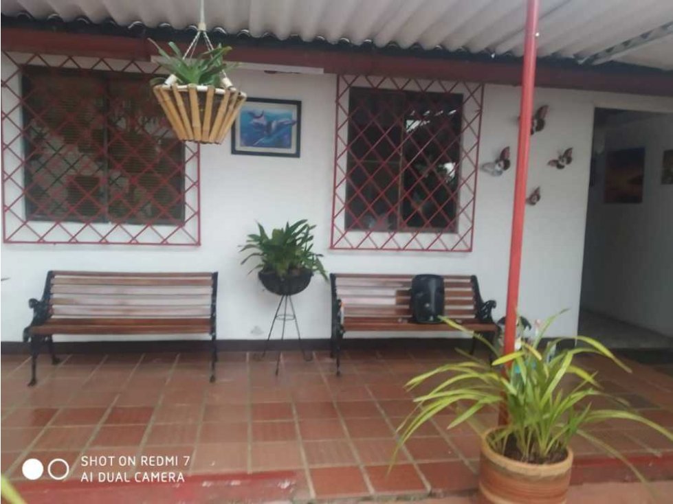 Se vende hermosa finca en el kilómetro 24