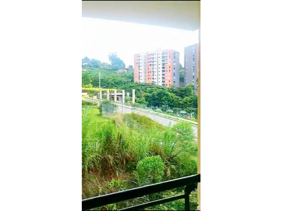 Se vende Lindo Apartamento en La Mina Envigado