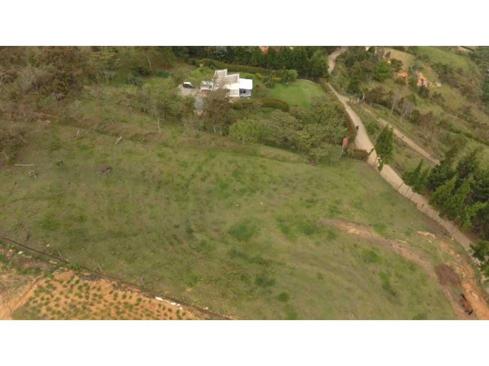 Se vende lote en guarne excelente vista