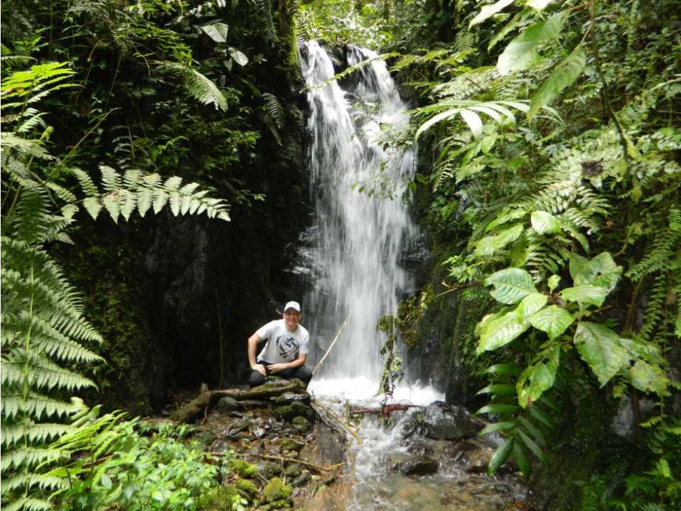 SE VENDE PARAISO CERCA LAGO CALIMA APROVECHE