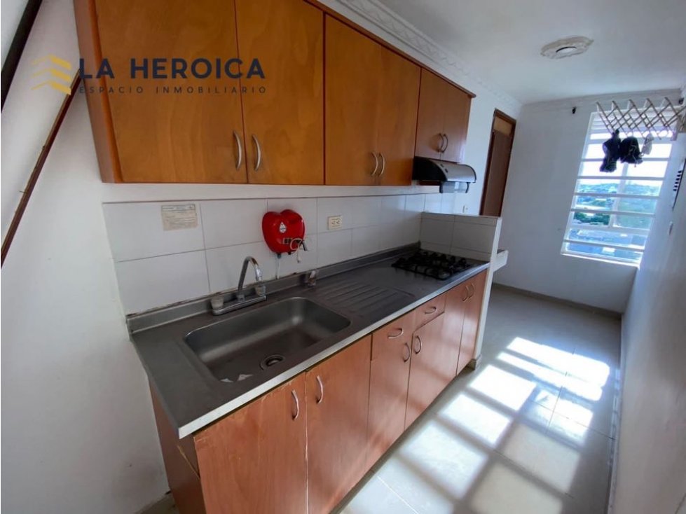 VENDEMOS APARTAMENTO EN TORRES DE LA PLAZUELA