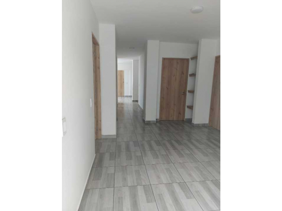 VENDO APARTAMENTO EN ROBLEDO PARTE BAJA