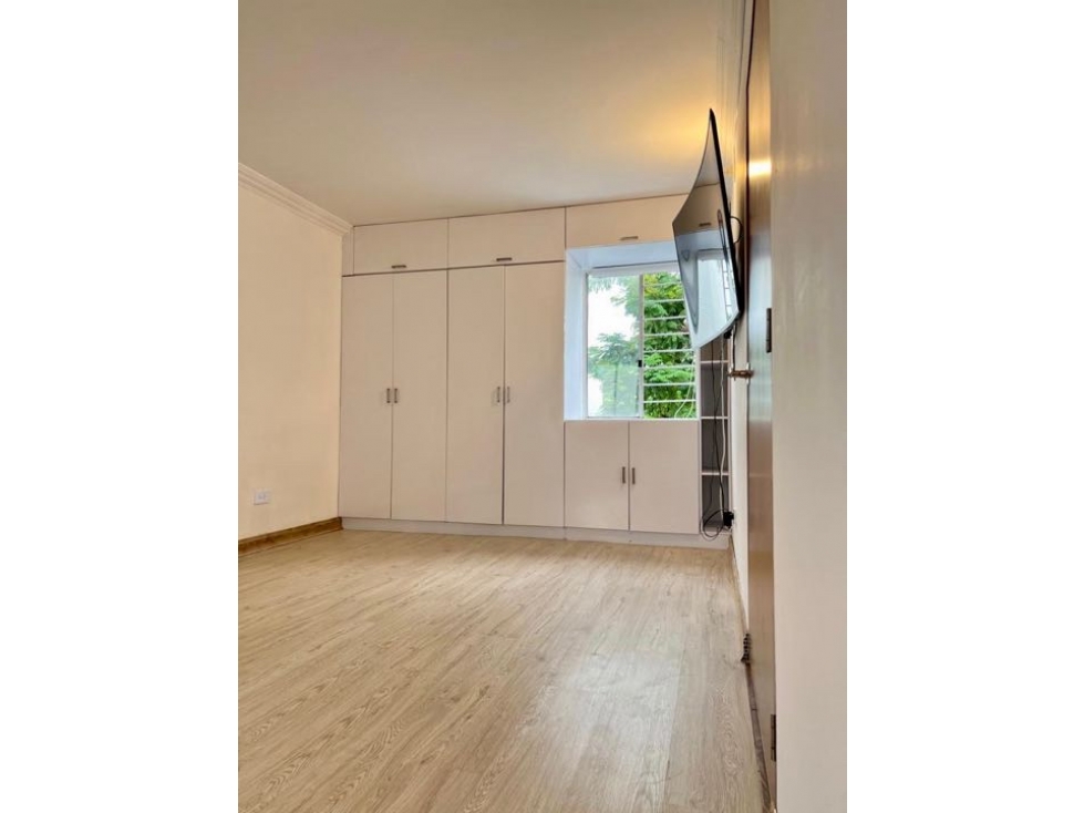 VENDO APARTAMENTO EN SANTA ANITA, CALI