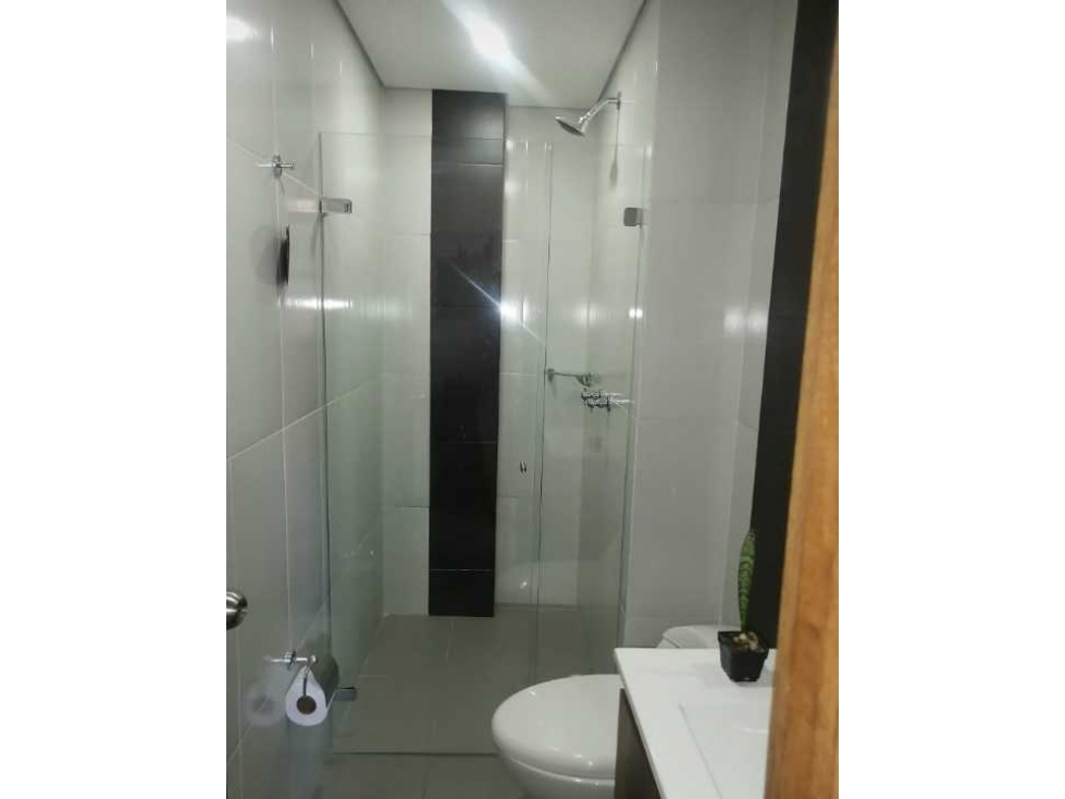 VENDO APARTAMENTO SEGUNDO PISO EN CABAÑAS PARTE BAJA