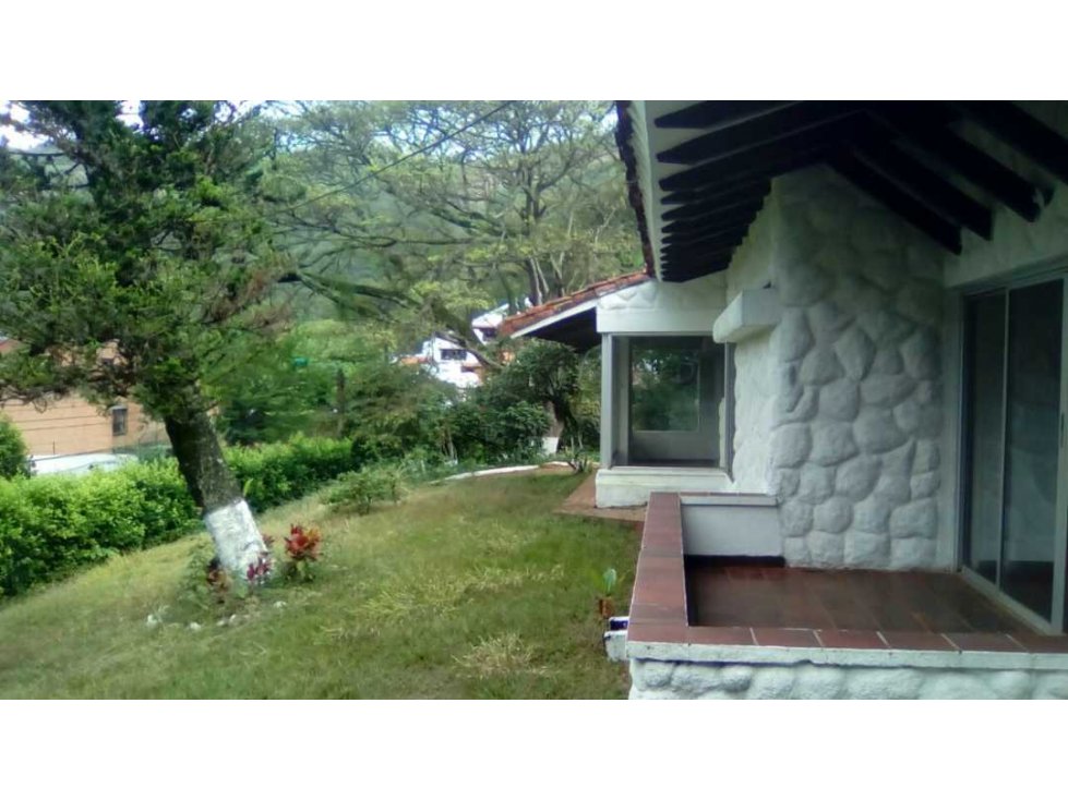 Vendo lote sur de cali barrio  bella suiza en la parte plana