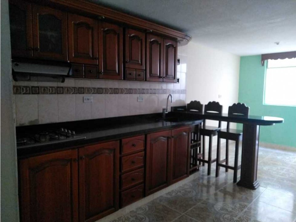 VENDO CASA EN MEDELLÍN ROBLEDO