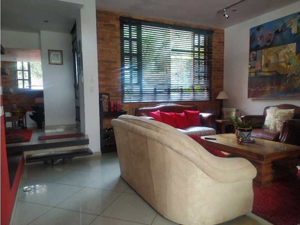 Vendo casa en santa María del Lago Chia. 180Mts- $720Mlls-YG