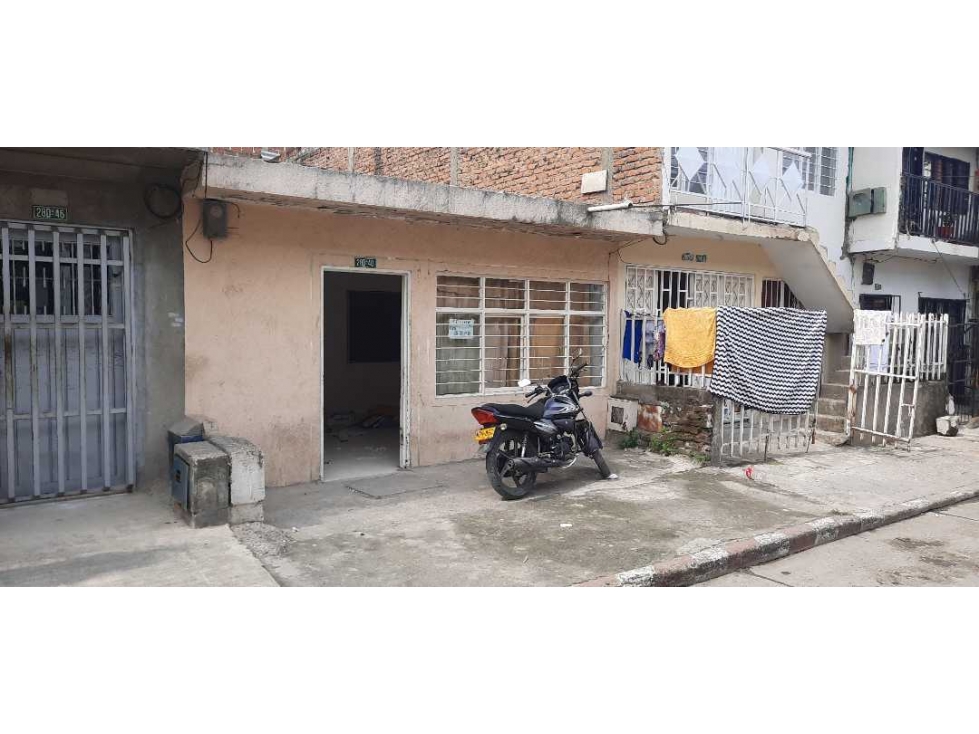 Vendo casa oriente de cali barrio mojica un piso con plancha vehicular