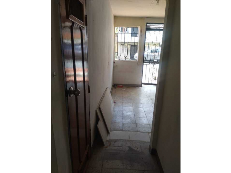 VENDO CASA 1 PISO A REMODELAR EN EN BELÉN SAN BERNARDO