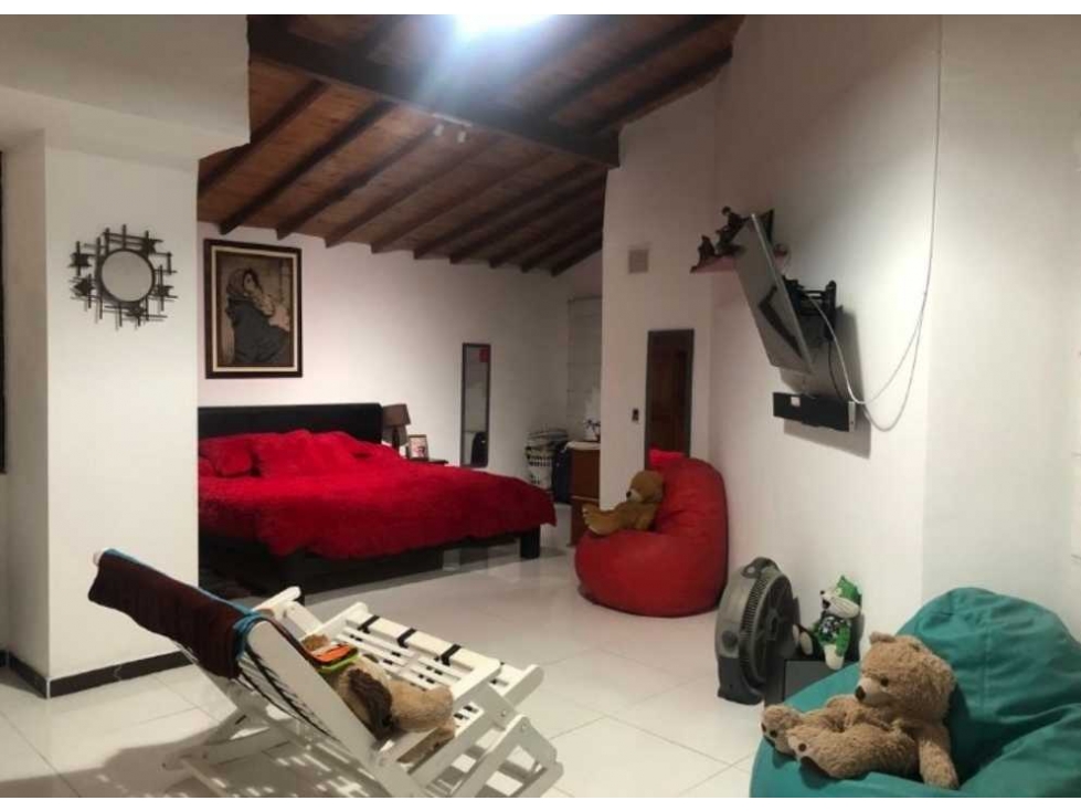 VENDO CASA UNIFAMILIAR CON GARAJE EN BELÉN LA PALMA