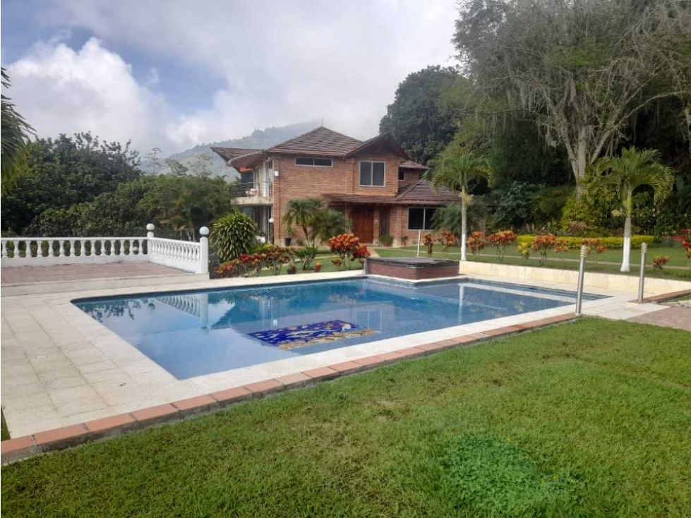 Vendo finca  en copacabana el zarzal