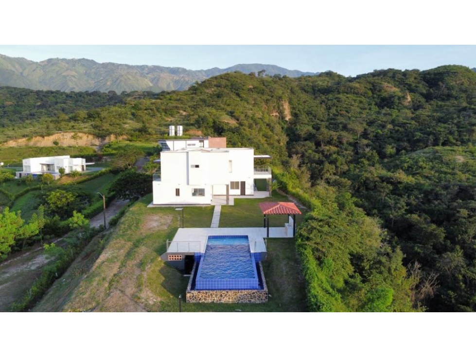 VENDO FINCA EN SAN JERÓNIMO PARA ESTRENAR.