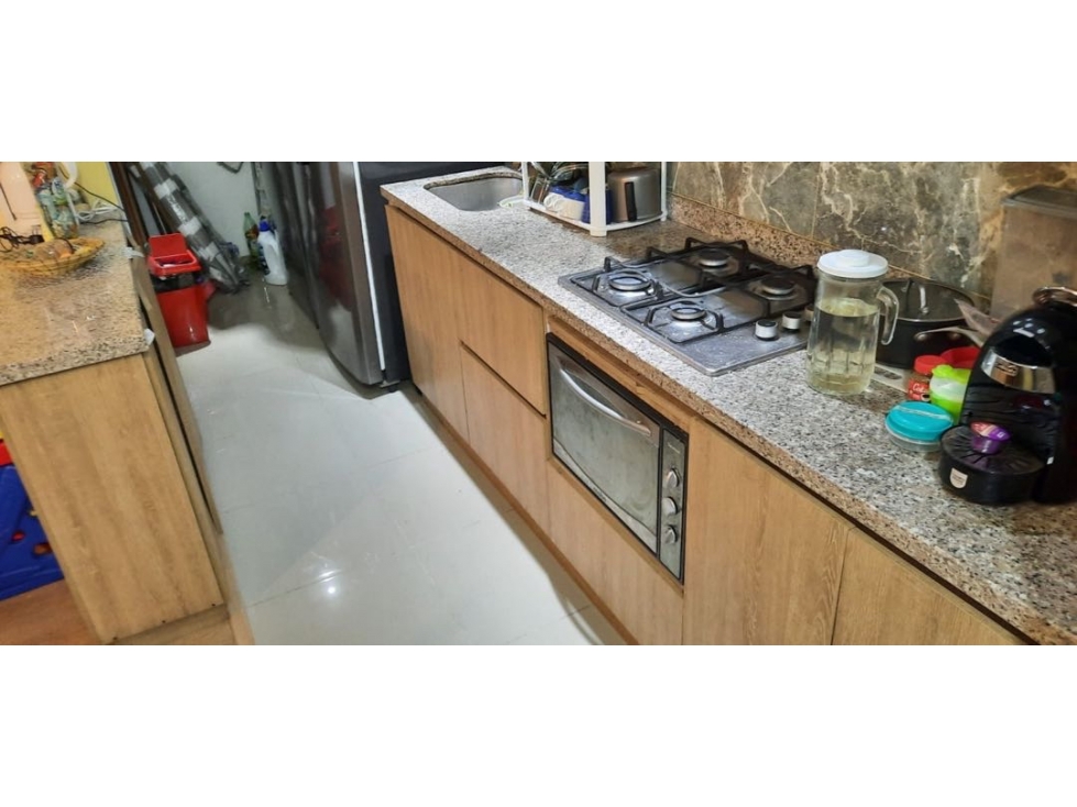 Vendo lindo apartamento con zona verde exclusiva