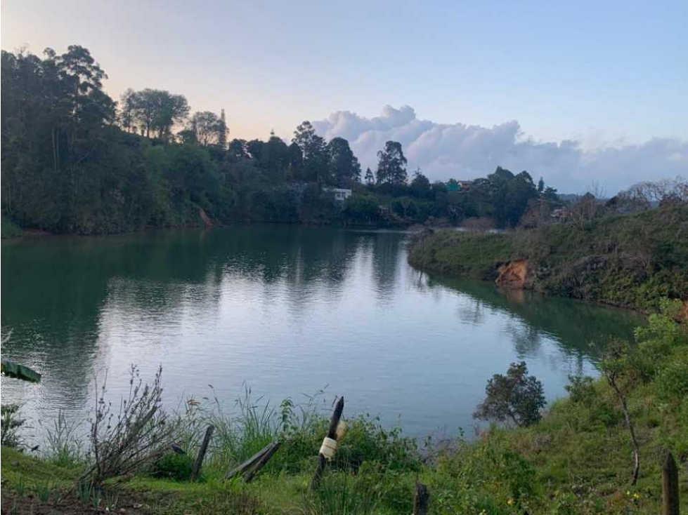 Vendo lote en Guatapé