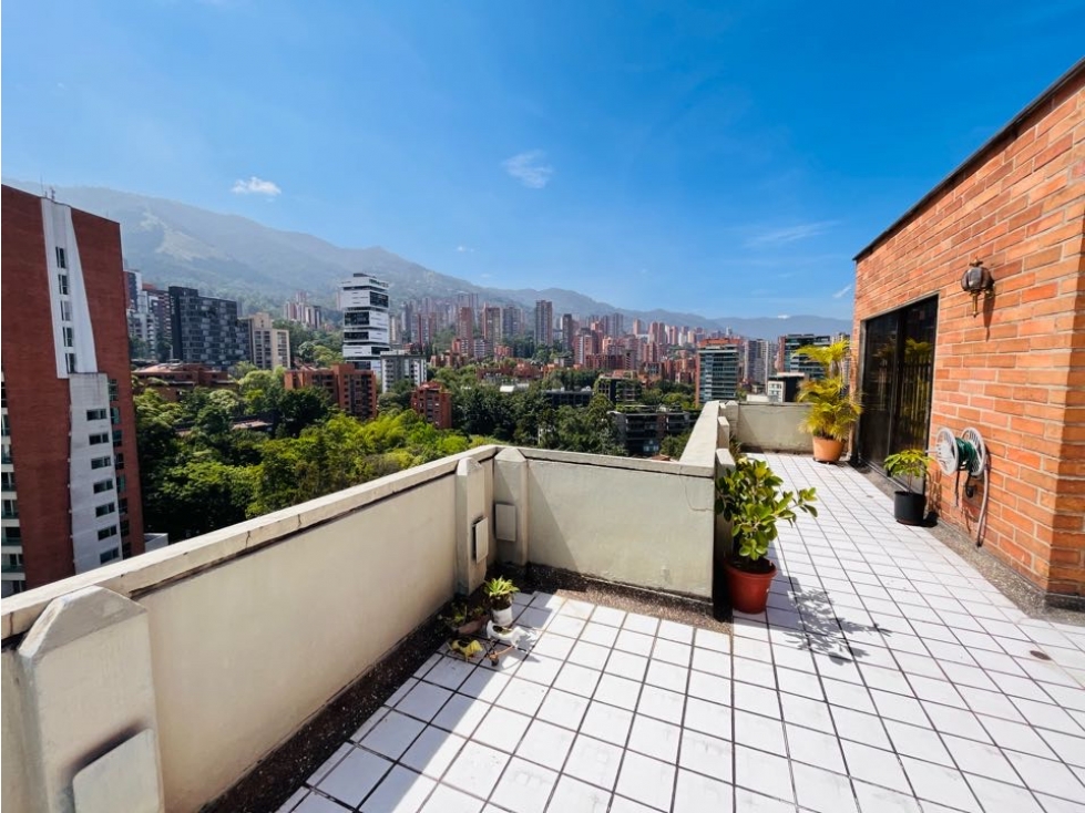 Venta apartamento penthouse en lalinde