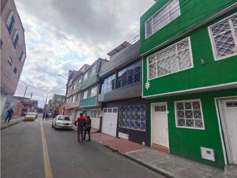 GANGA VENTA DE CASA SEMI COMERCIAL EN KENNEDY BOMBEROS