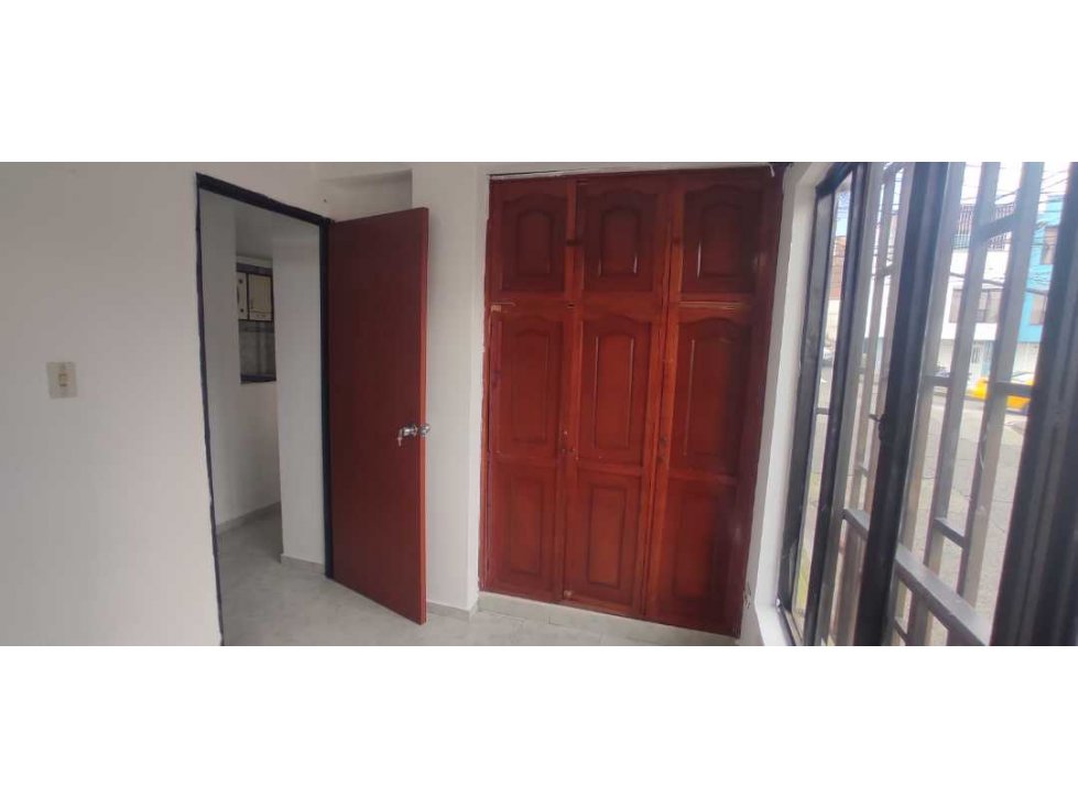 VENTA DE CASA BI FAMILIAR, BRINDA 6 RENTAS, CENTRO DE PEREIRA.