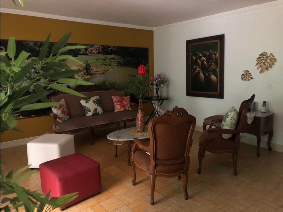 Venta de Casa de 2 Niveles en El portal de Envigado