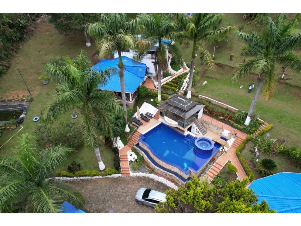 VENTA FINCA LA ELVIRA KL 18 CCH W6826348