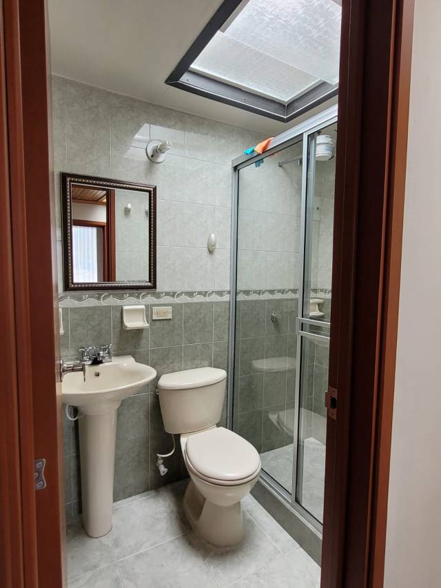 VENDO APARTAMENTO EN EL BARRIO CARABELAS-BOGOTA